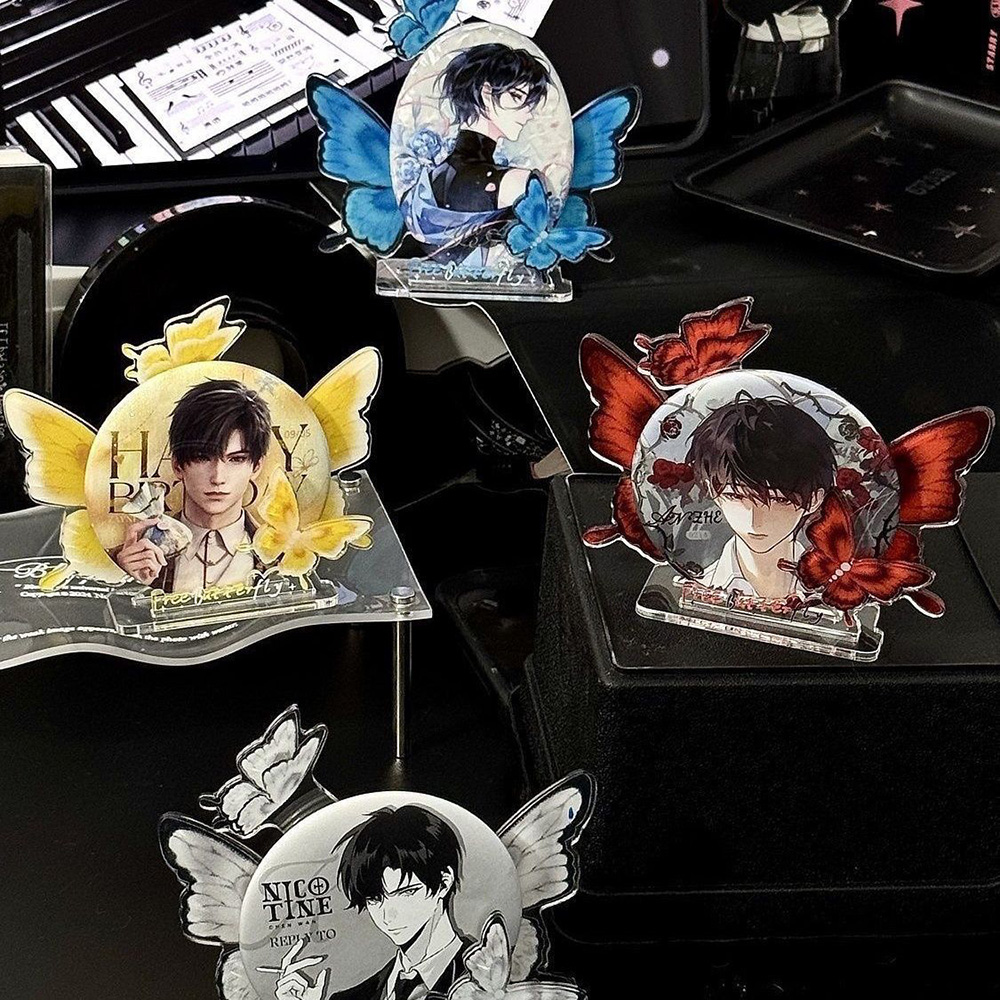 4Pcs Butterfly Acrylic Badge D - Desk Setup Photo ulasan dan harga